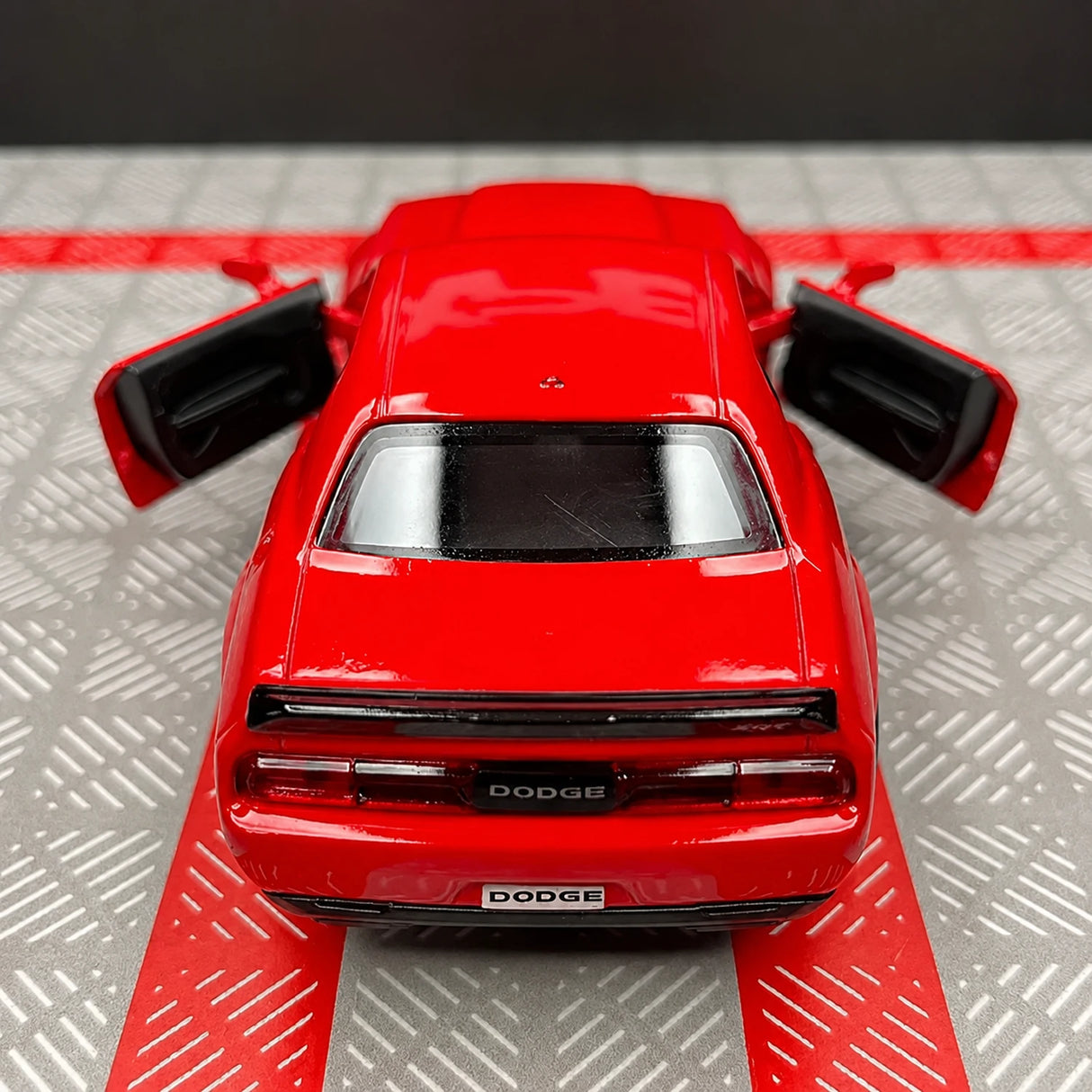 Dodge 2018 Challenger SRT Demon Red 1:36 – Diecast Display Model Die-Cast