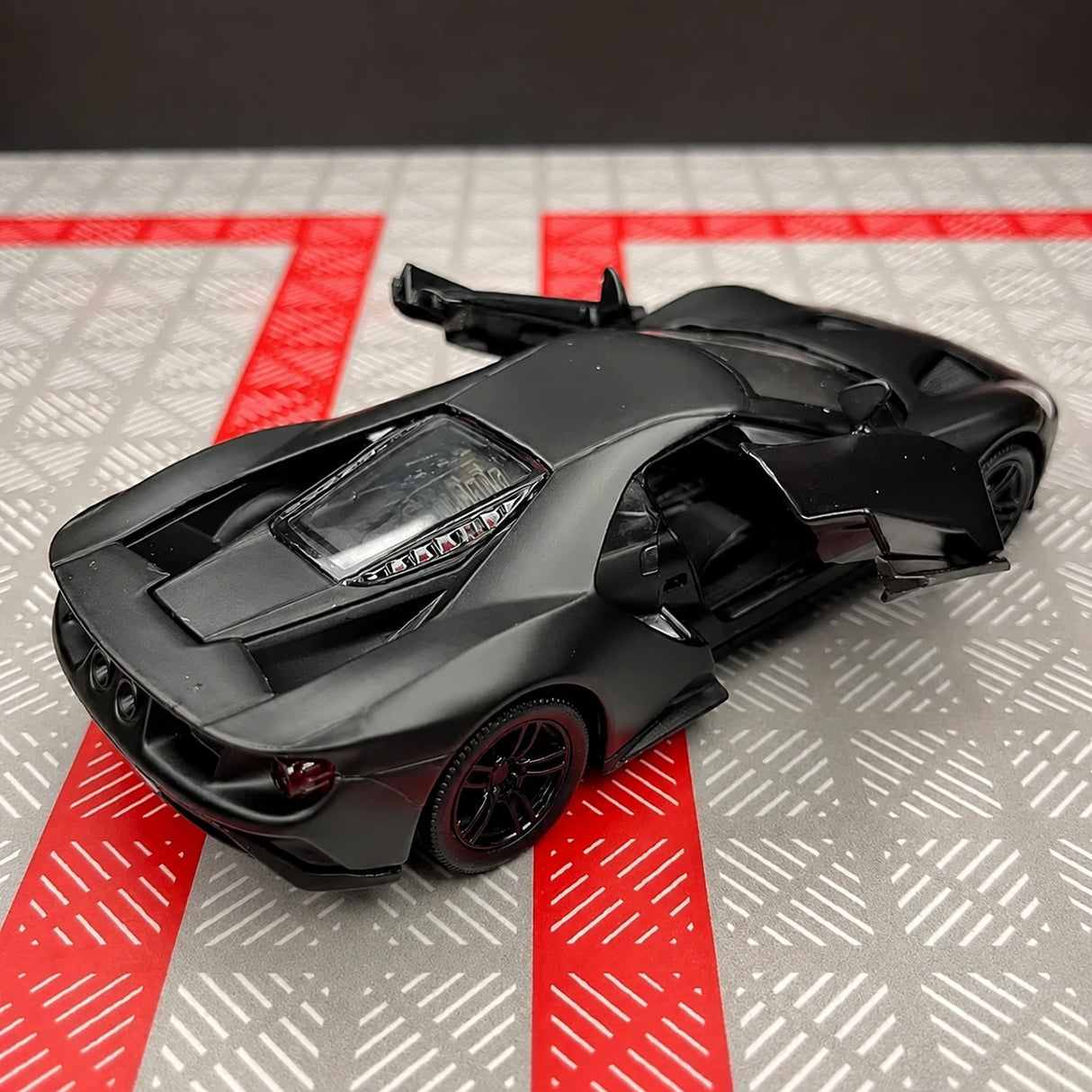 Ford 2017 GT Black 1:36 – Diecast Display Model Die-Cast