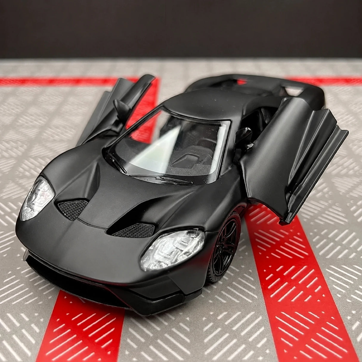 Ford 2017 GT Black 1:36 – Diecast Display Model Die-Cast