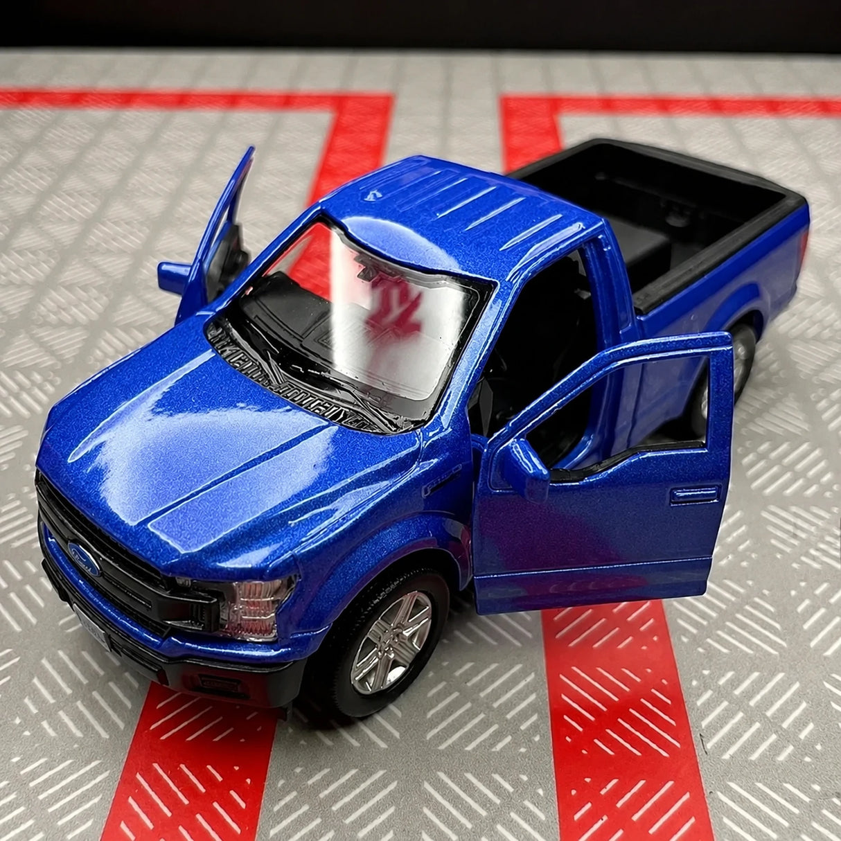Ford 2018 F150 Blue 1:36 – Diecast Display Model Die-Cast