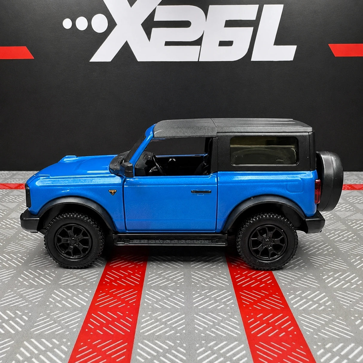 Ford 2021 Bronco Blue 1:36 – Diecast Display Model Die-Cast