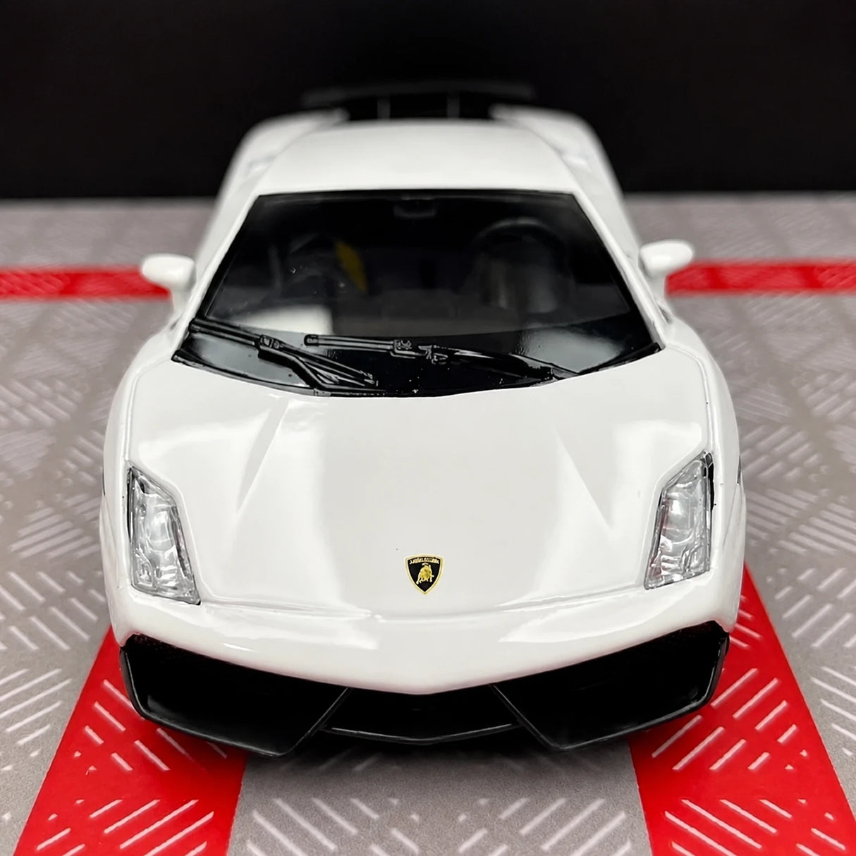 Lamborghini 2008 Gallardo LP560-4 White 1:36 – Diecast Display Model Die-Cast