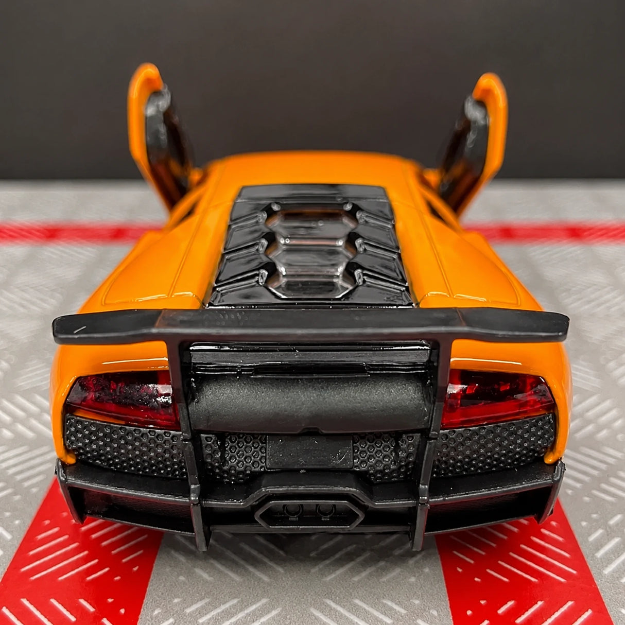 Lamborghini 2009 Murcielago LP670-4 Orange 1:36 – Diecast Display Model Die-Cast