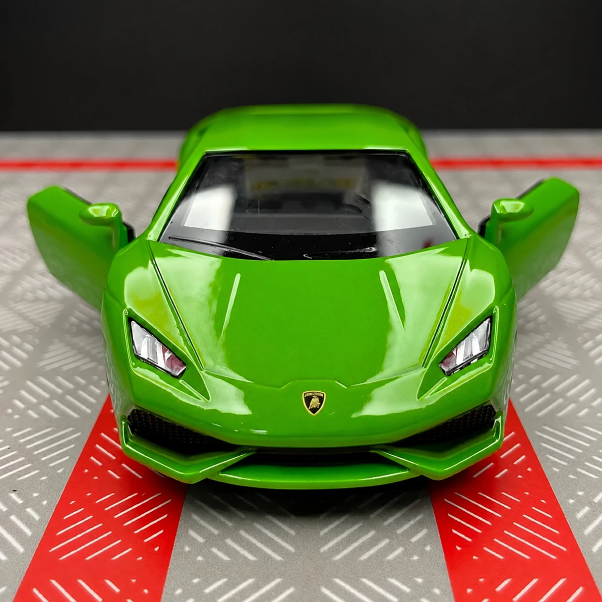 Lamborghini 2016 Huracan LP610-4 Green 1:36 – model wyświetlacza odlewany z odlewu