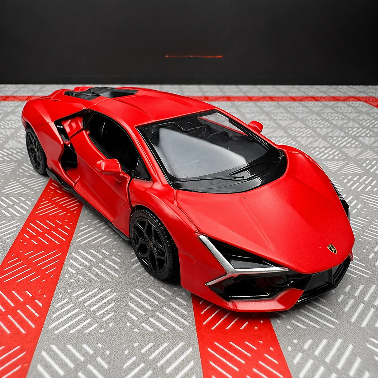Lamborghini 2023 Revuelto Red 1:36 – Diecast Display Model Die-Cast