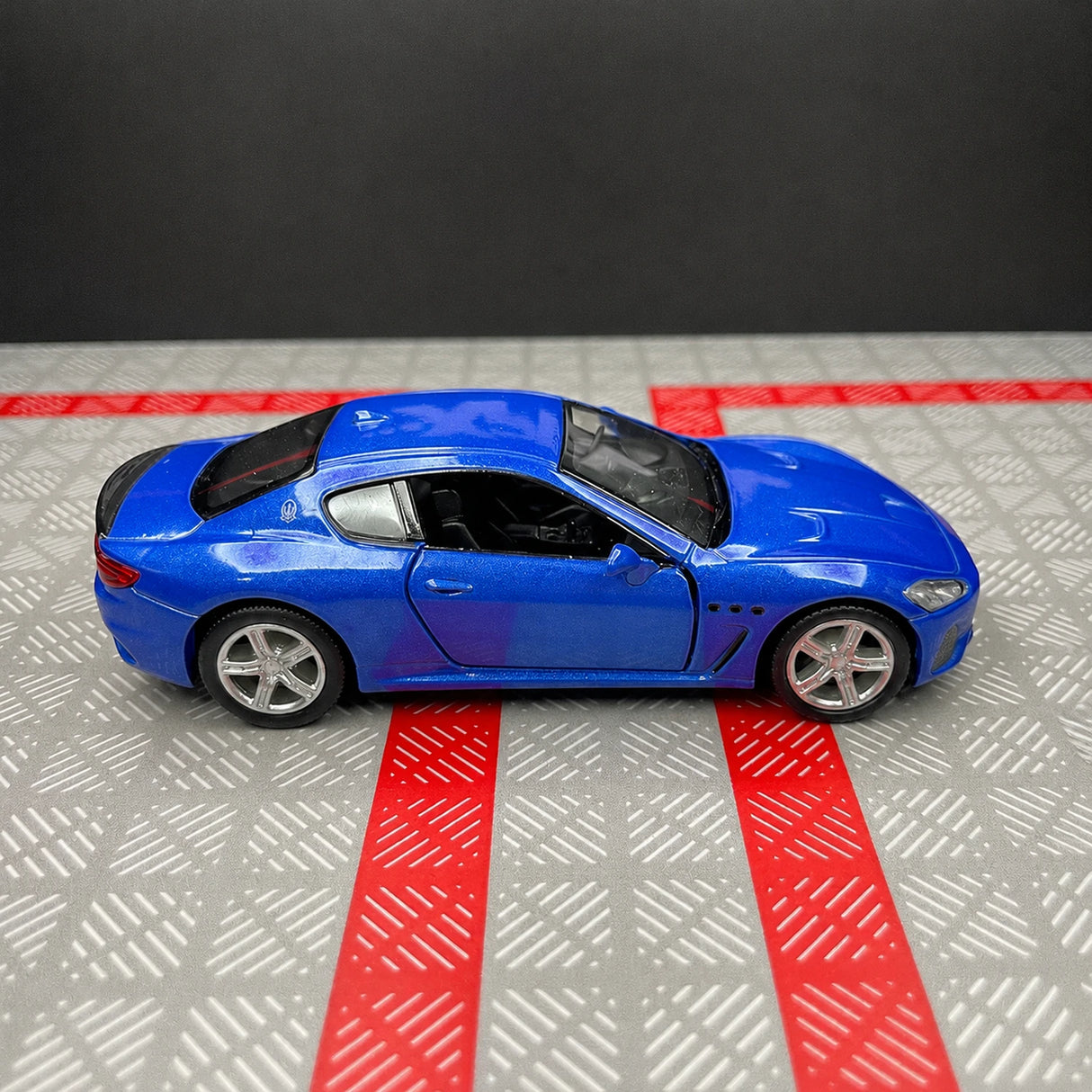 Maserati 2008 GranTurismo 블루 1:36 – 다이캐스트 디스플레이 모델 다이캐스트