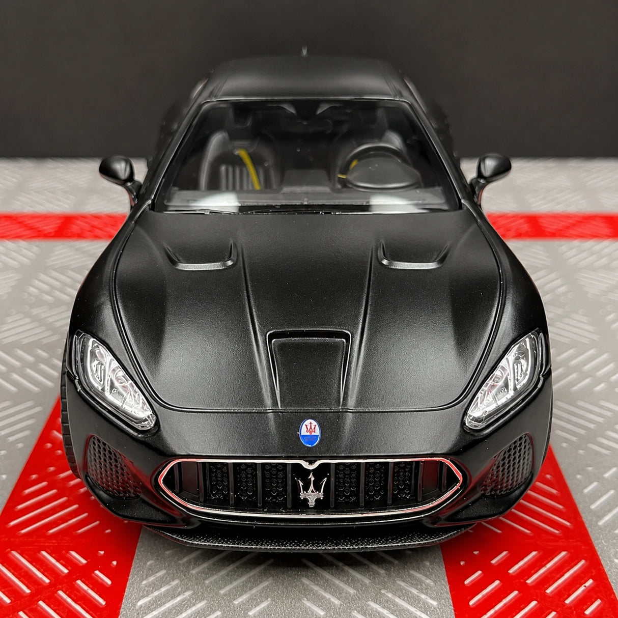 Maserati 2008 GranTurismo 무광 블랙 1:36 – 다이캐스트 디스플레이 모델 다이캐스트