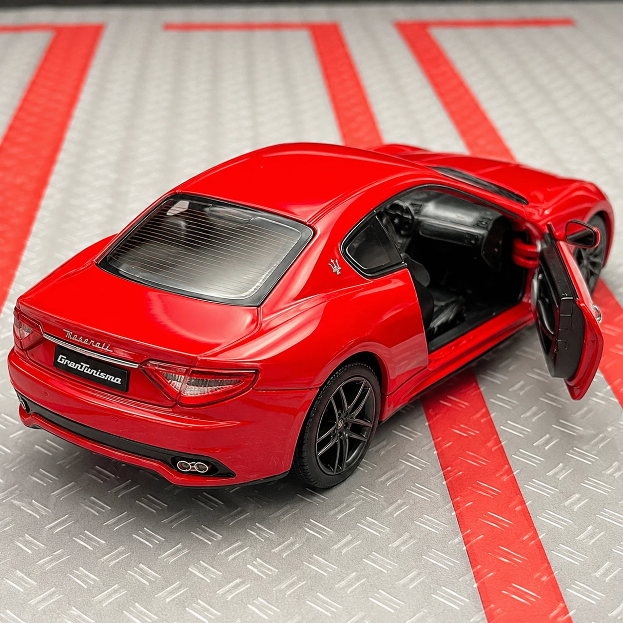 Maserati 2008 GranTurismo 레드 1:36 – 다이캐스트 디스플레이 모델 다이캐스트