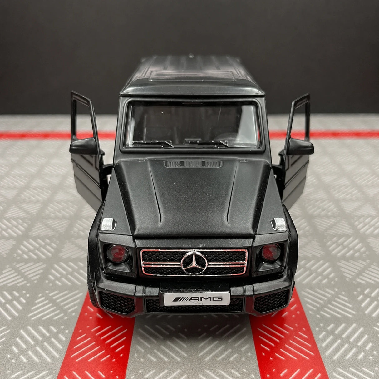 Mercedes-AMG 2015 G63 Matte أسود 1:36 – نموذج عرض معدني مصبوب