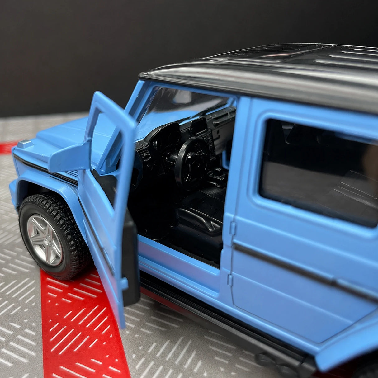 Mercedes-AMG 2015 G63 الأزرق غير اللامع 1:36 – نموذج عرض مصبوب، مصبوب.