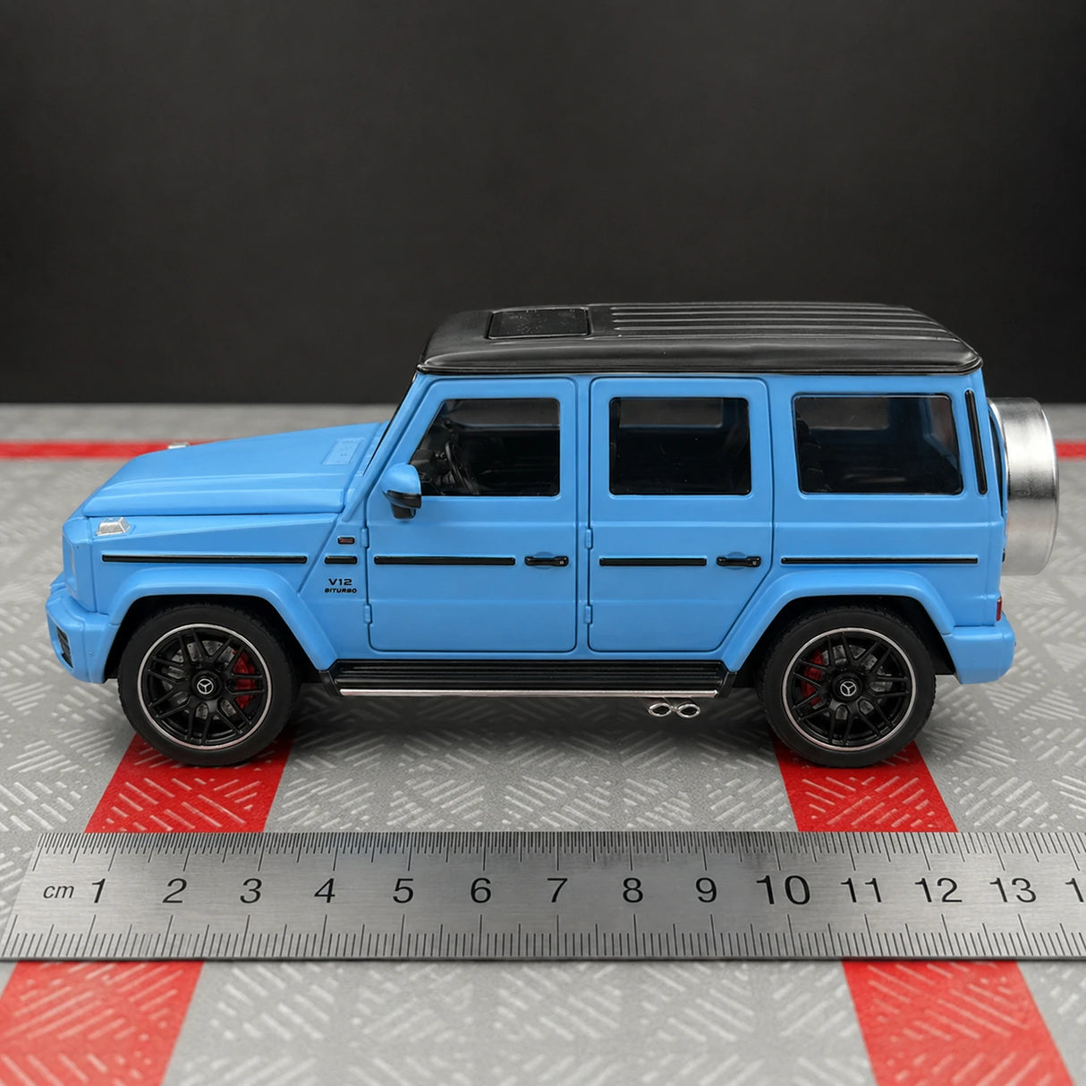 Mercedes-AMG 2015 G63 الأزرق غير اللامع 1:36 – نموذج عرض مصبوب، مصبوب.