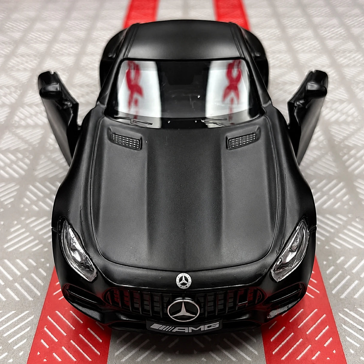 Mercedes-AMG 2020 GTS Black 1:36 – Diecast Display Model Die-Cast