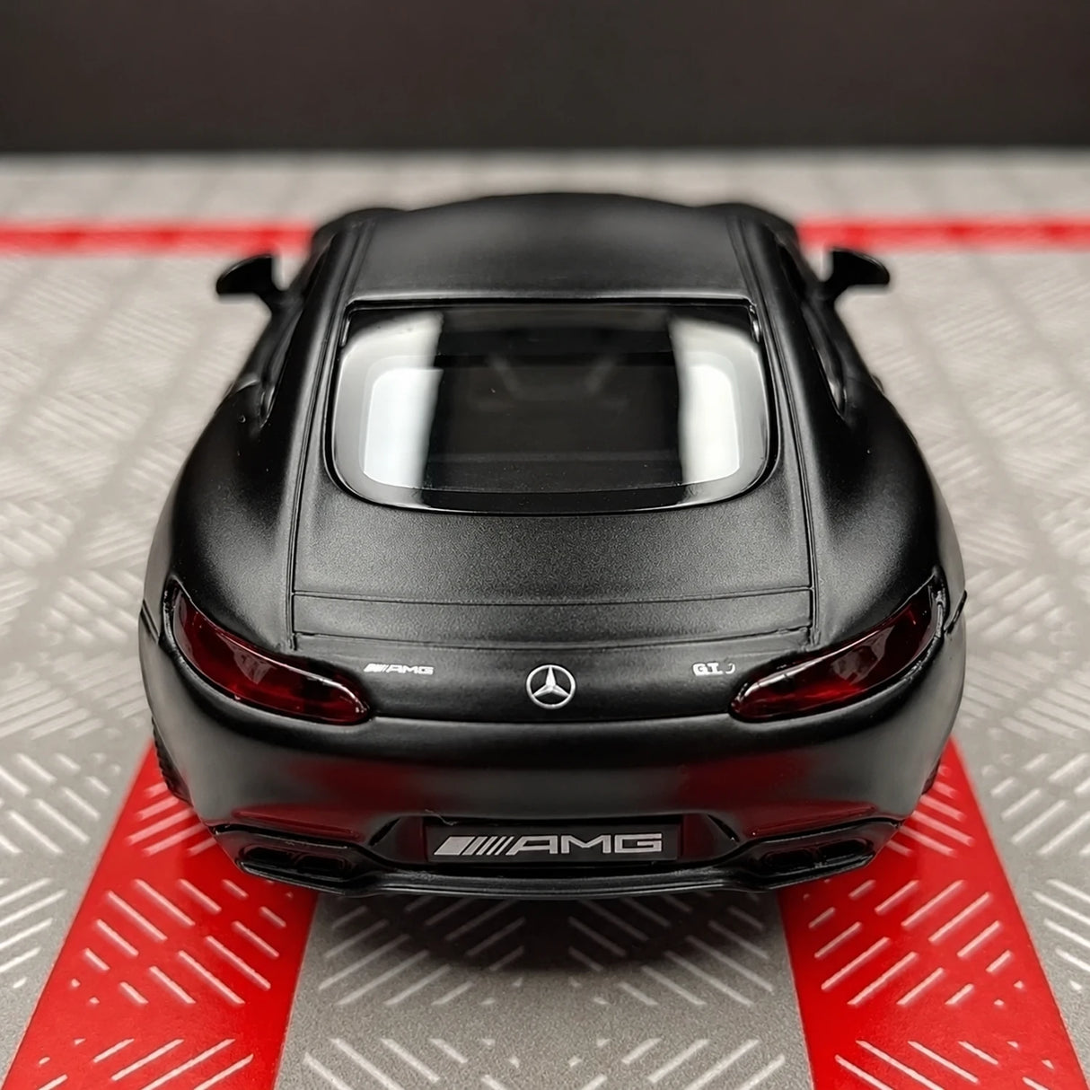 Mercedes-AMG 2020 GTS Black 1:36 – Diecast Display Model Die-Cast