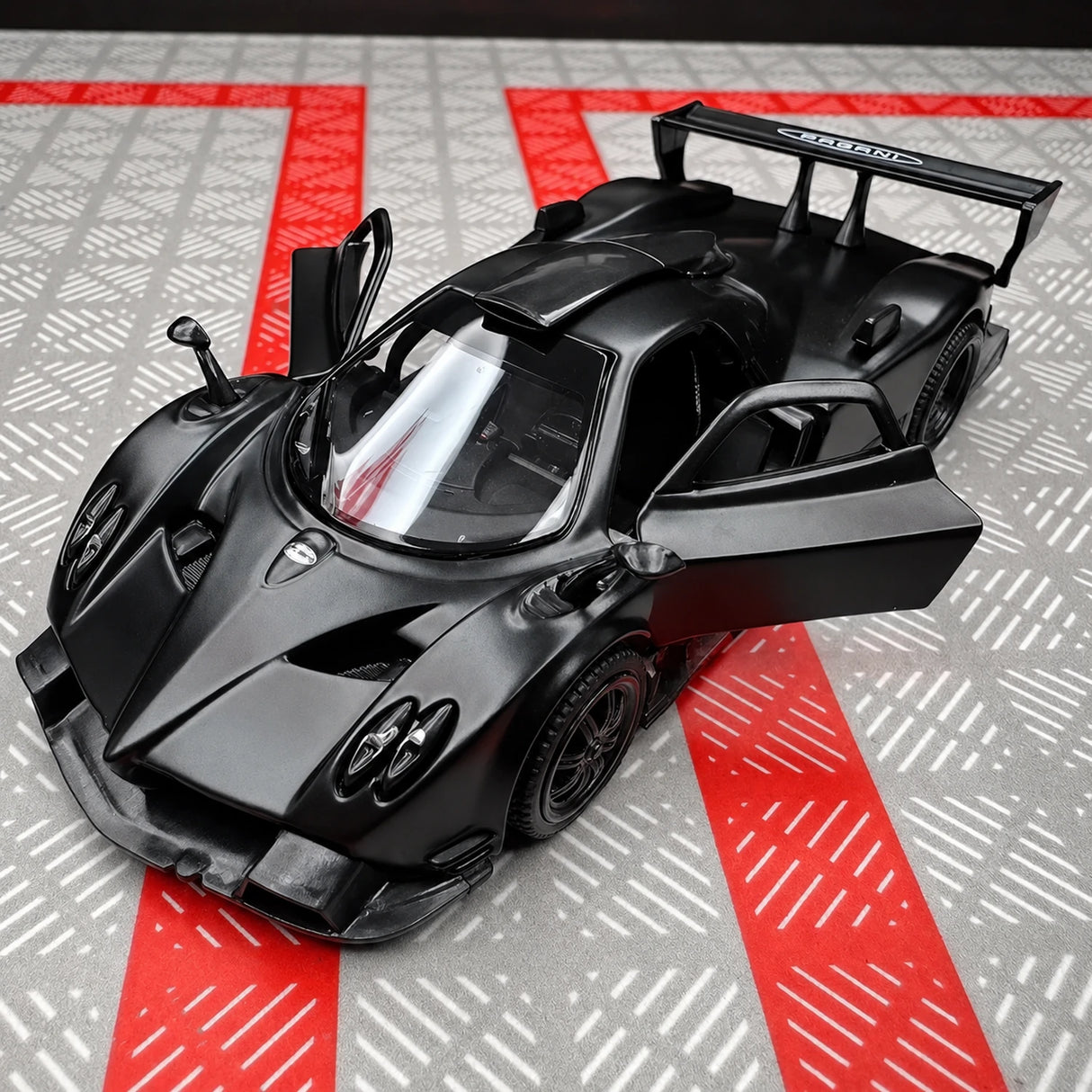 Pagani 2009 Zonda R Black 1:36 – model wyświetlacza odlewanego
