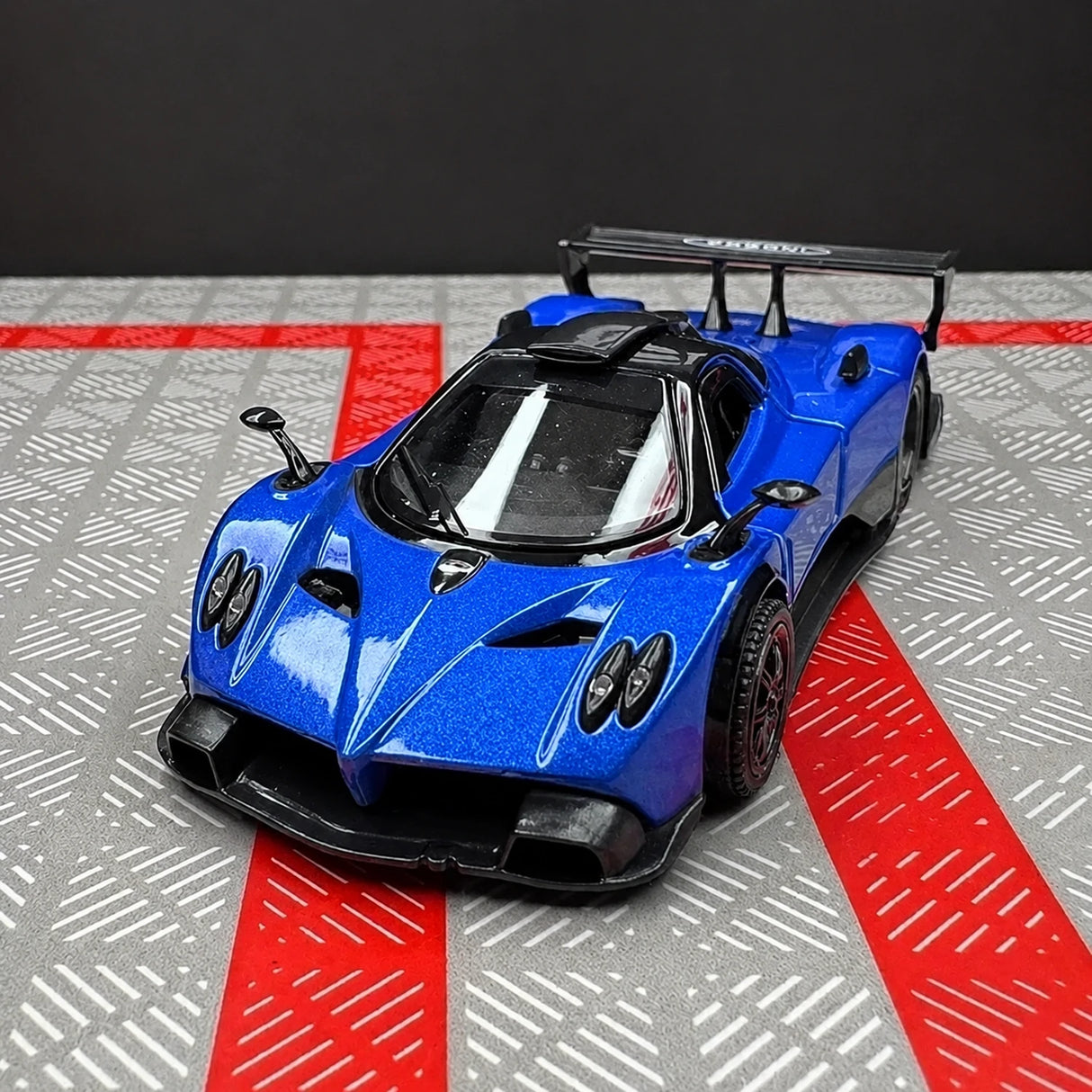Pagani 2009 Zonda R Blue 1:36 – Diecast Display Model Die-Cast