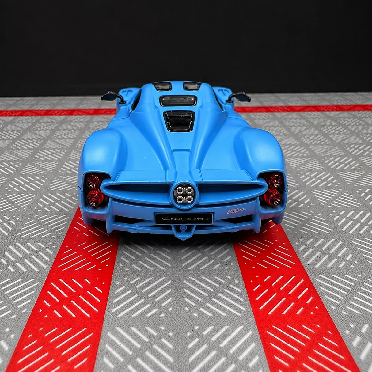 Pagani 2023 يوتوبيا بلو 1:36 – نموذج عرض معدني مصبوب، مصبوب.