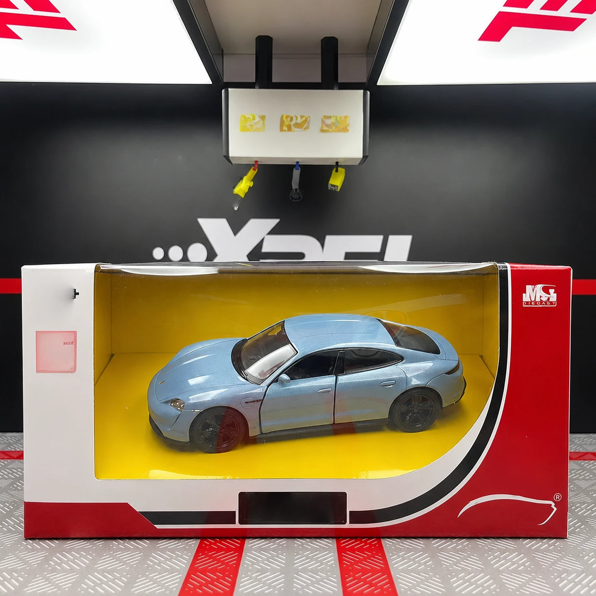 Porsche 2019 Taycan Cyan 1:36 – model wyświetlacza odlewany z odlewu