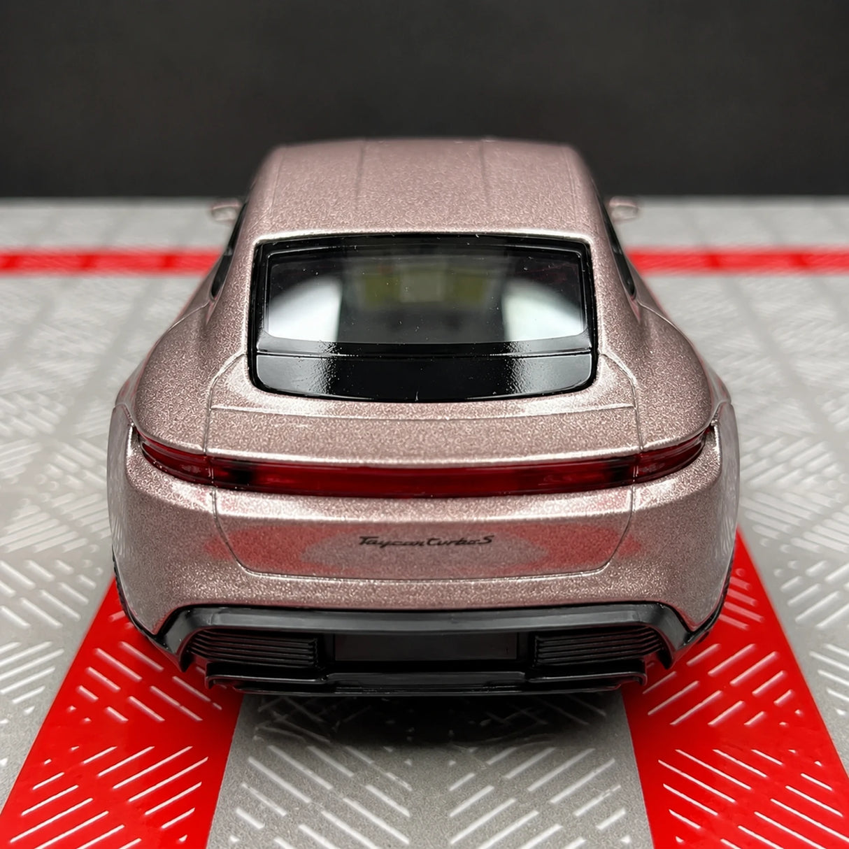 Porsche 2019 Taycan Pink 1:36 – Diecast Display Model Die-Cast