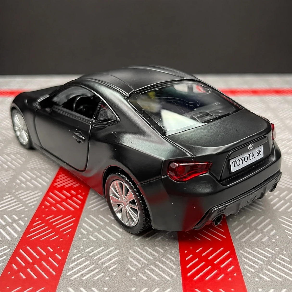 Toyota 2012 86 ZN6 Black 1:36 – Diecast Display Model Die-Cast