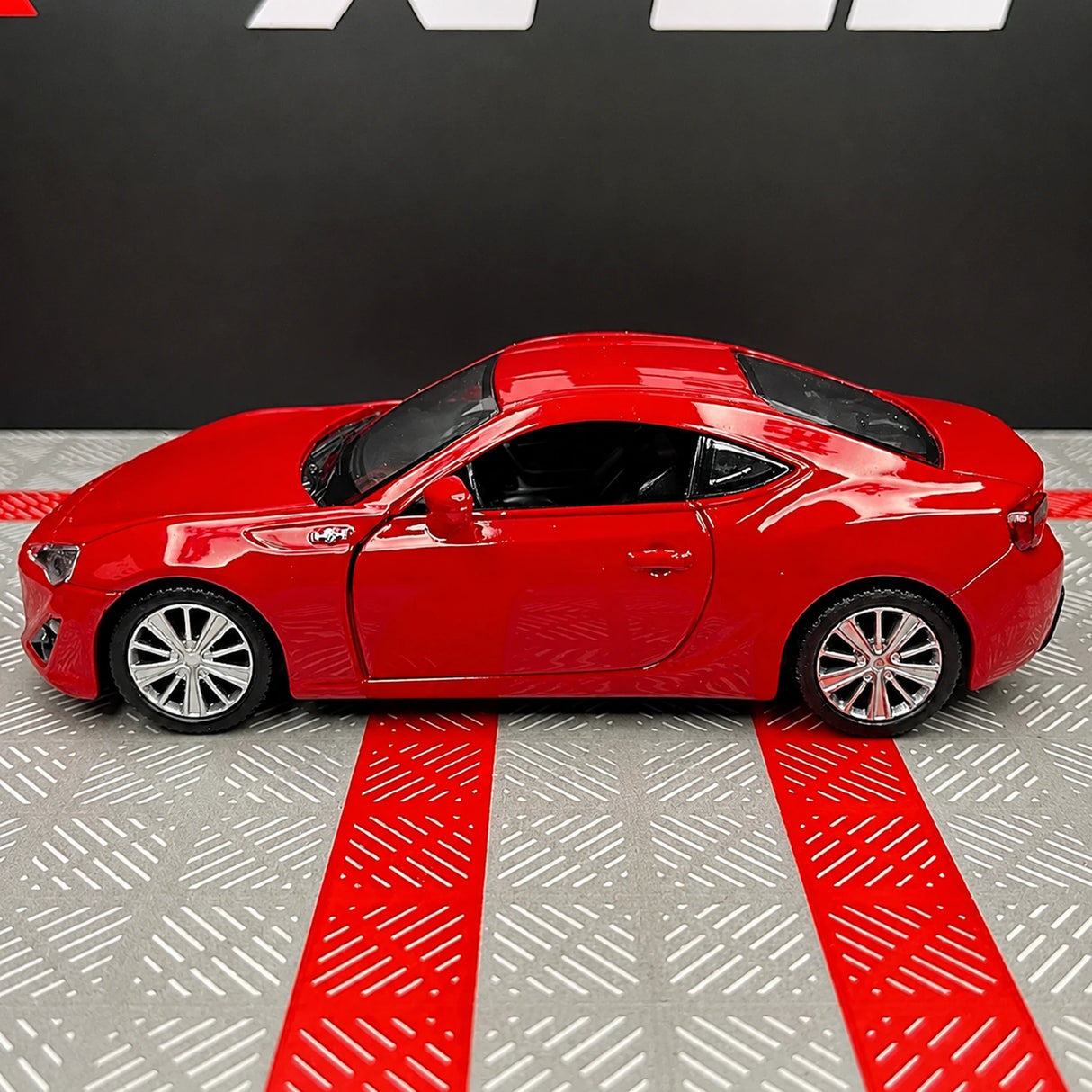 Toyota 2012 86 ZN6 Red 1:36 – Diecast Display Model Die-Cast