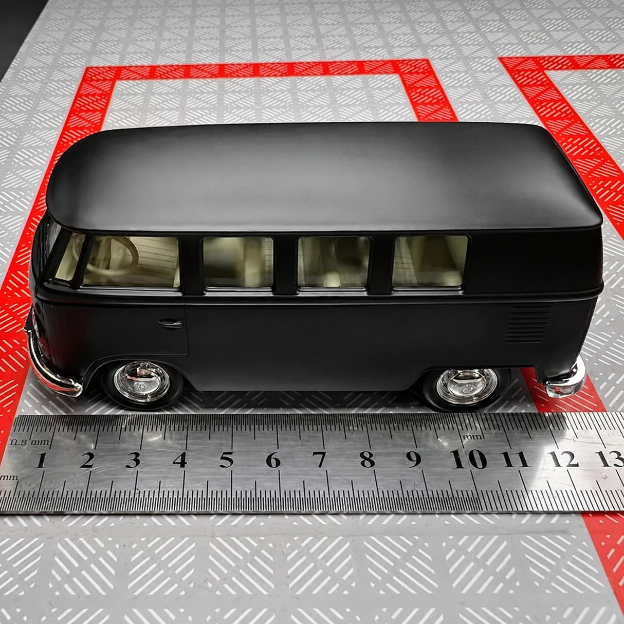 Volkswagen 1963 T1 Black 1:36 – Diecast Display Model Die-Cast