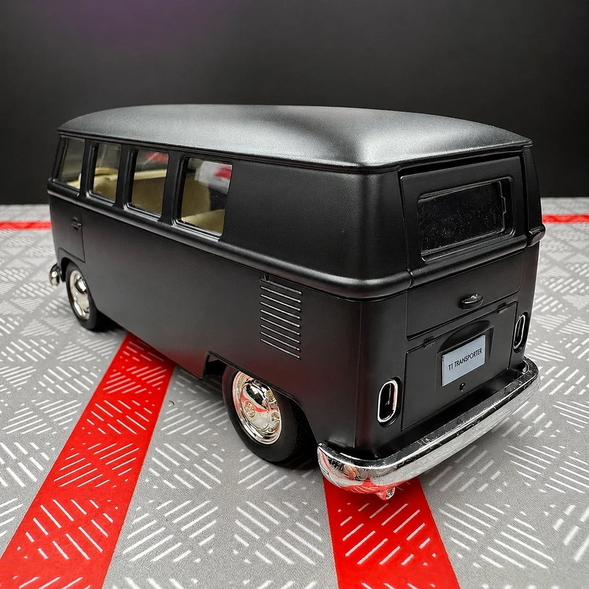 Volkswagen 1963 T1 Black 1:36 – Diecast Display Model Die-Cast