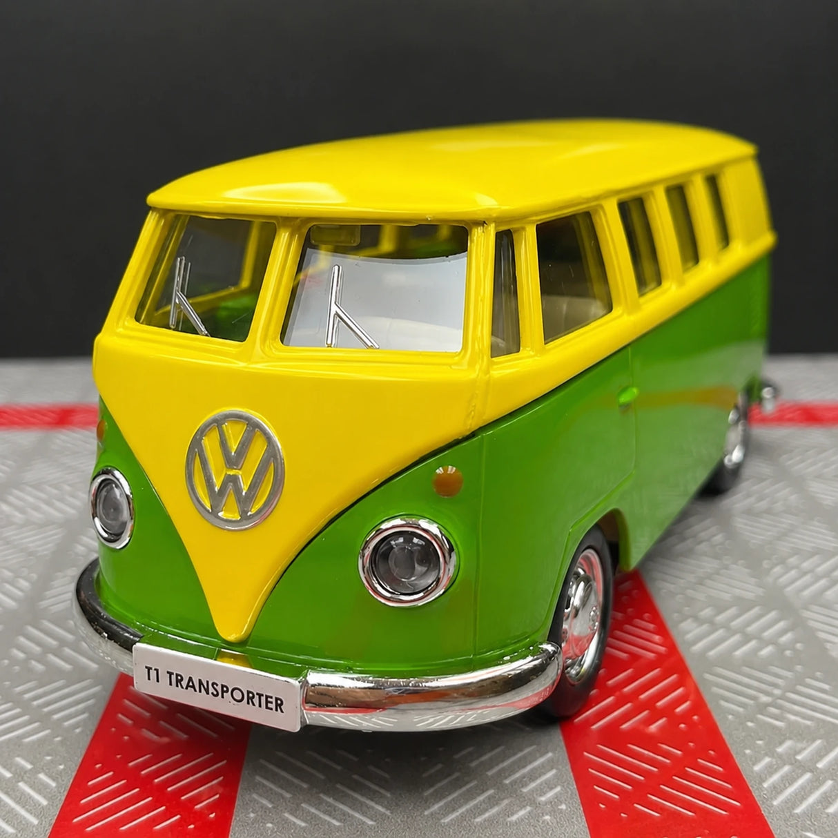 Volkswagen 1963 T1 Green and Yellow 1:36 – Diecast Display Model Die-Cast