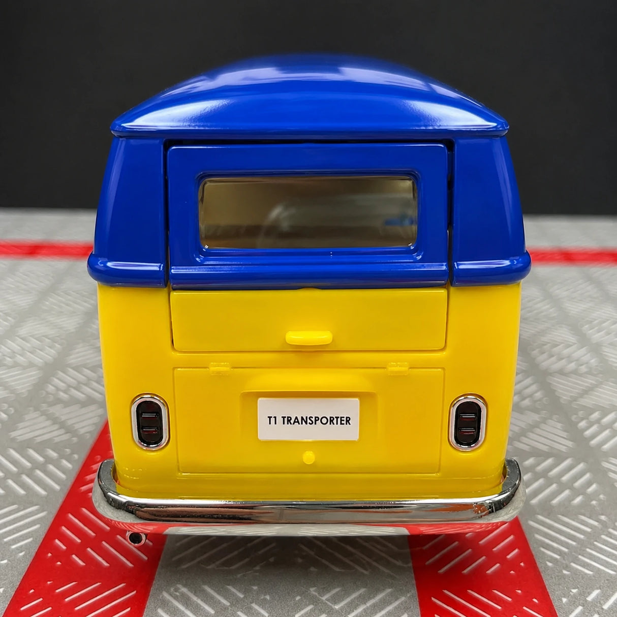 Volkswagen 1963 T1 Żółto-niebieski 1:36 – model wyświetlacza odlewany z odlewu