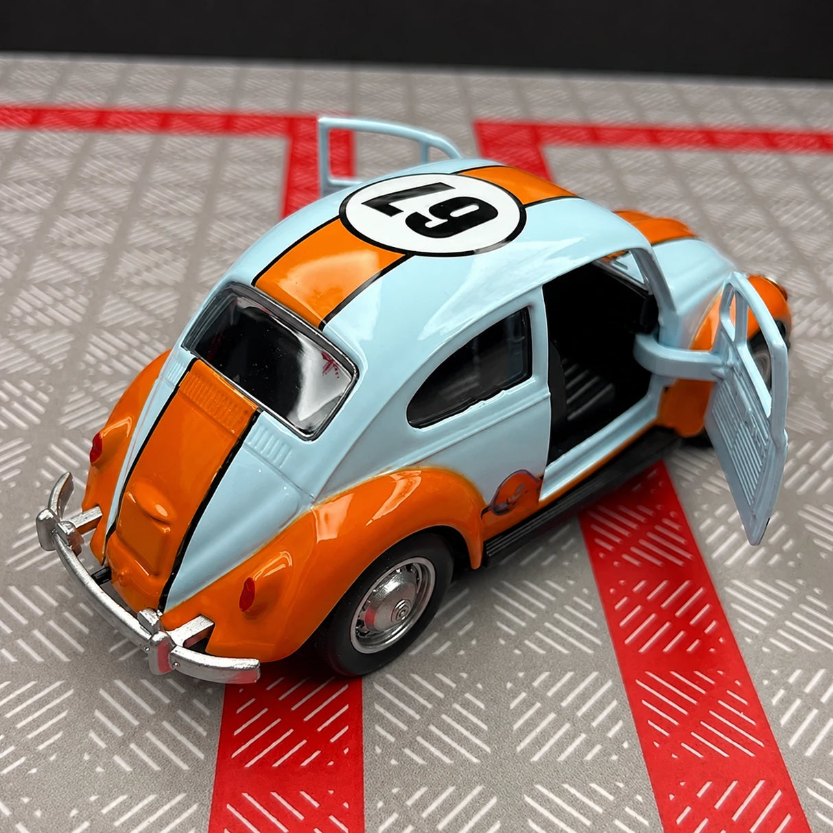 Volkswagen 1967 Beetle Gulf 1:36 – Diecast Display Model Die-Cast
