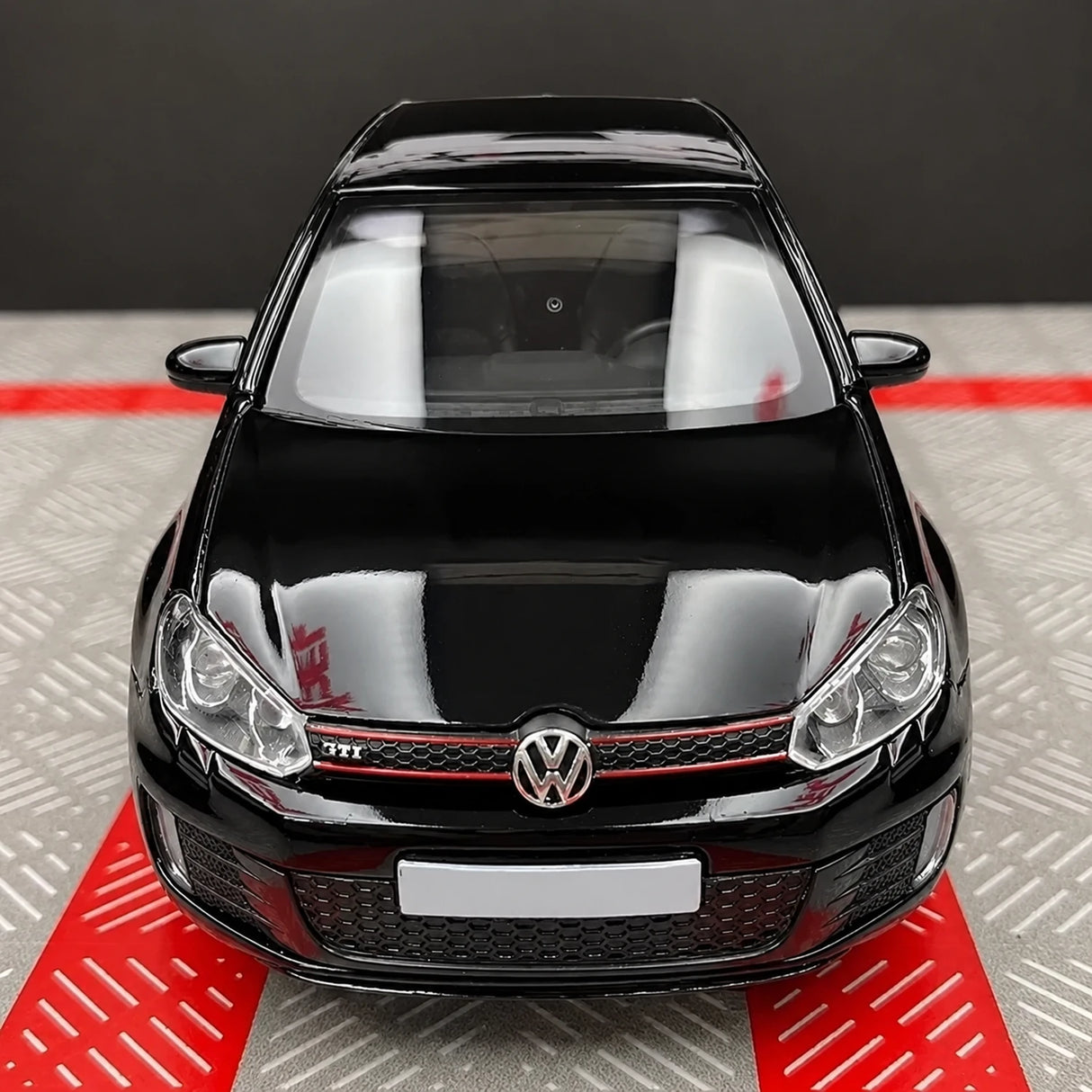 Volkswagen 2010 Golf GTI Black 1:36 – Diecast Display Model Die-Cast