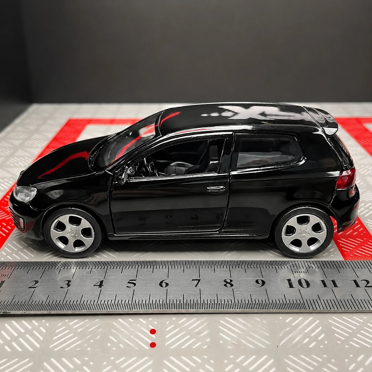 Volkswagen 2010 Golf GTI Black 1:36 – Diecast Display Model Die-Cast