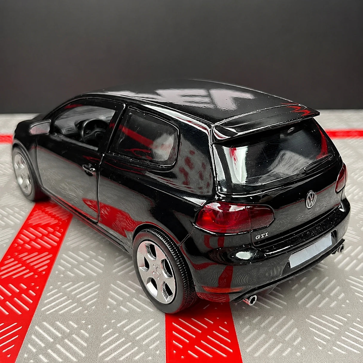 Volkswagen 2010 Golf GTI Black 1:36 – Diecast Display Model Die-Cast