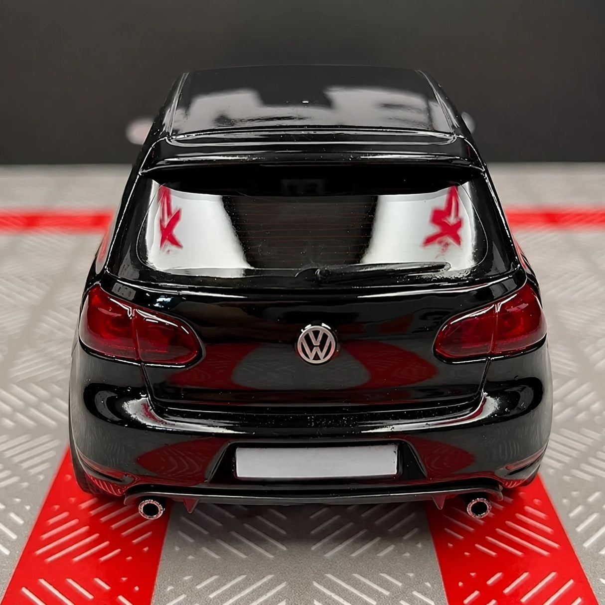 Volkswagen 2010 Golf GTI Black 1:36 – Diecast Display Model Die-Cast