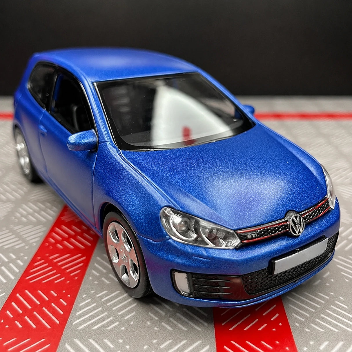 Volkswagen 2010 Golf GTI Blue 1:36 – Diecast Display Model Die-Cast
