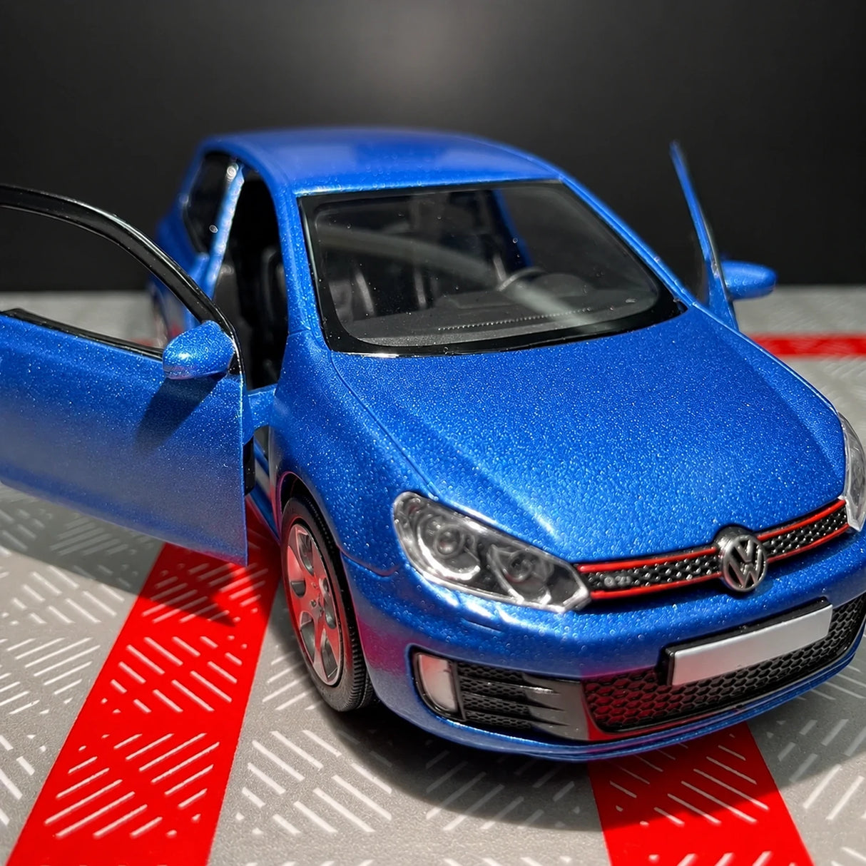 Volkswagen 2010 Golf GTI Blue 1:36 – Diecast Display Model Die-Cast