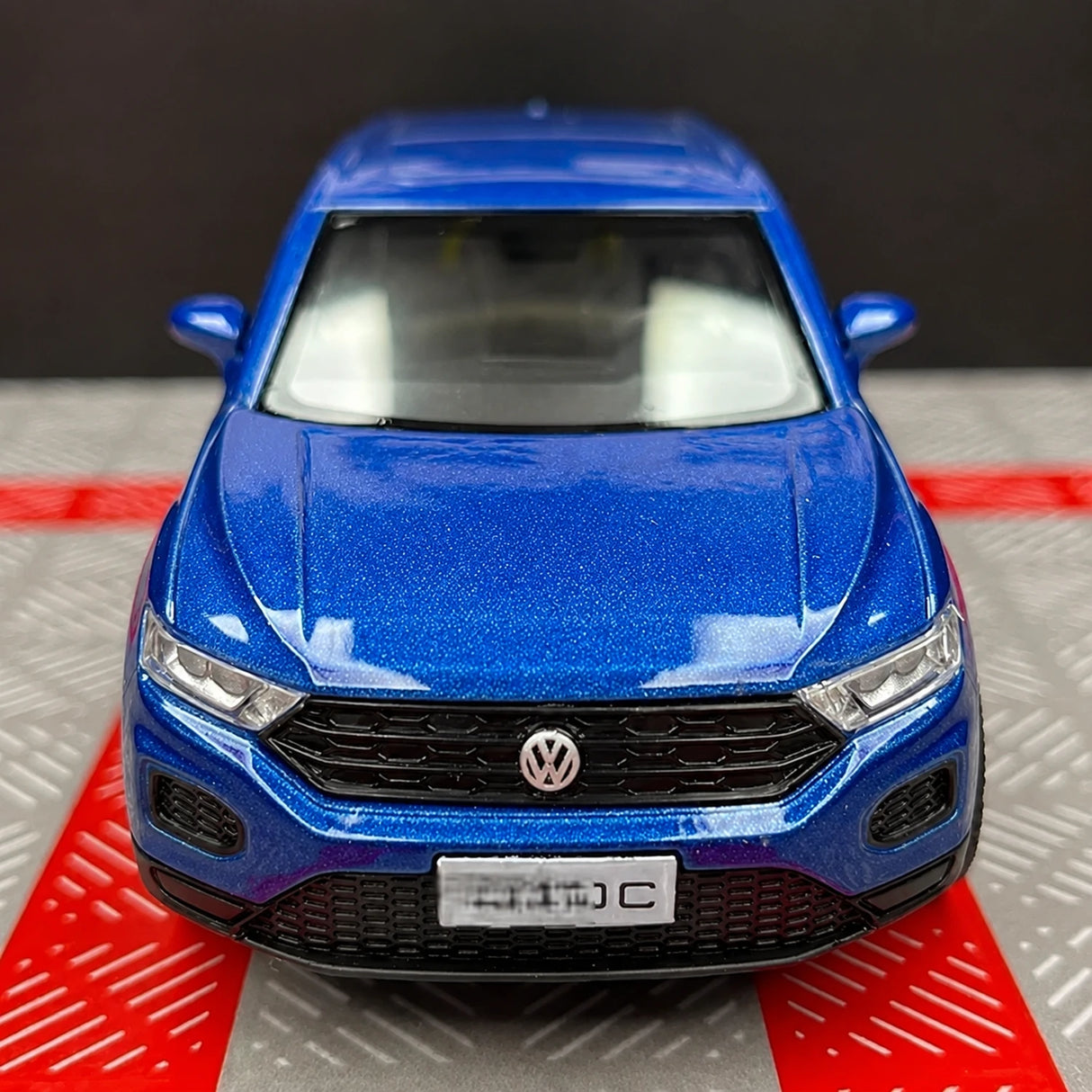Volkswagen 2020 T-Roc Blue 1:36 – Diecast Display Model Die-Cast