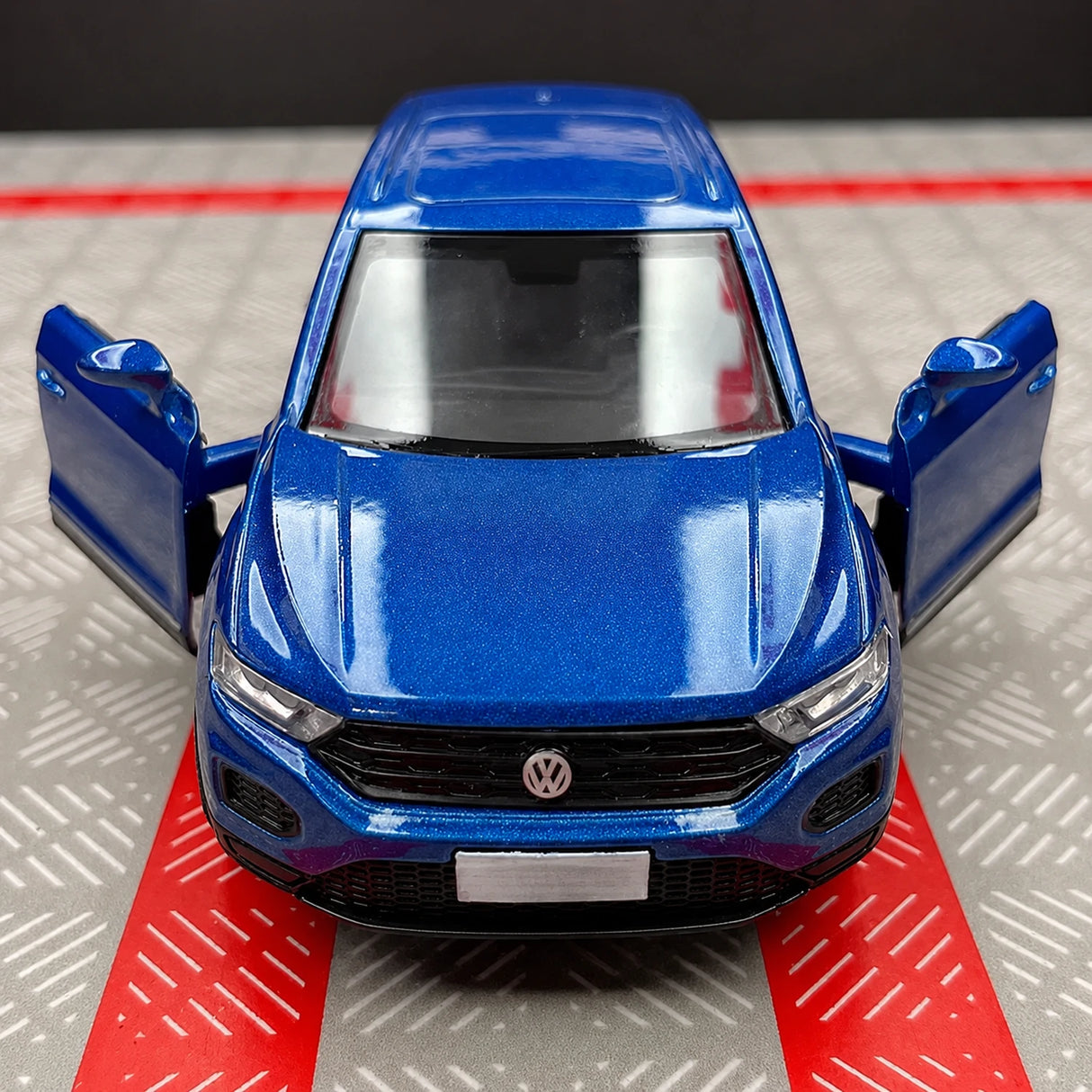 Volkswagen 2020 T-Roc Blue 1:36 – Diecast Display Model Die-Cast