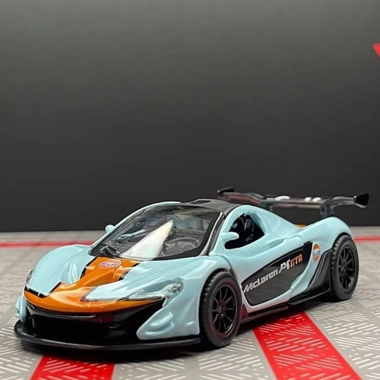 McLaren 2015 P1 GTR Gulf 1:40 – نموذج عرض معدني مصبوب