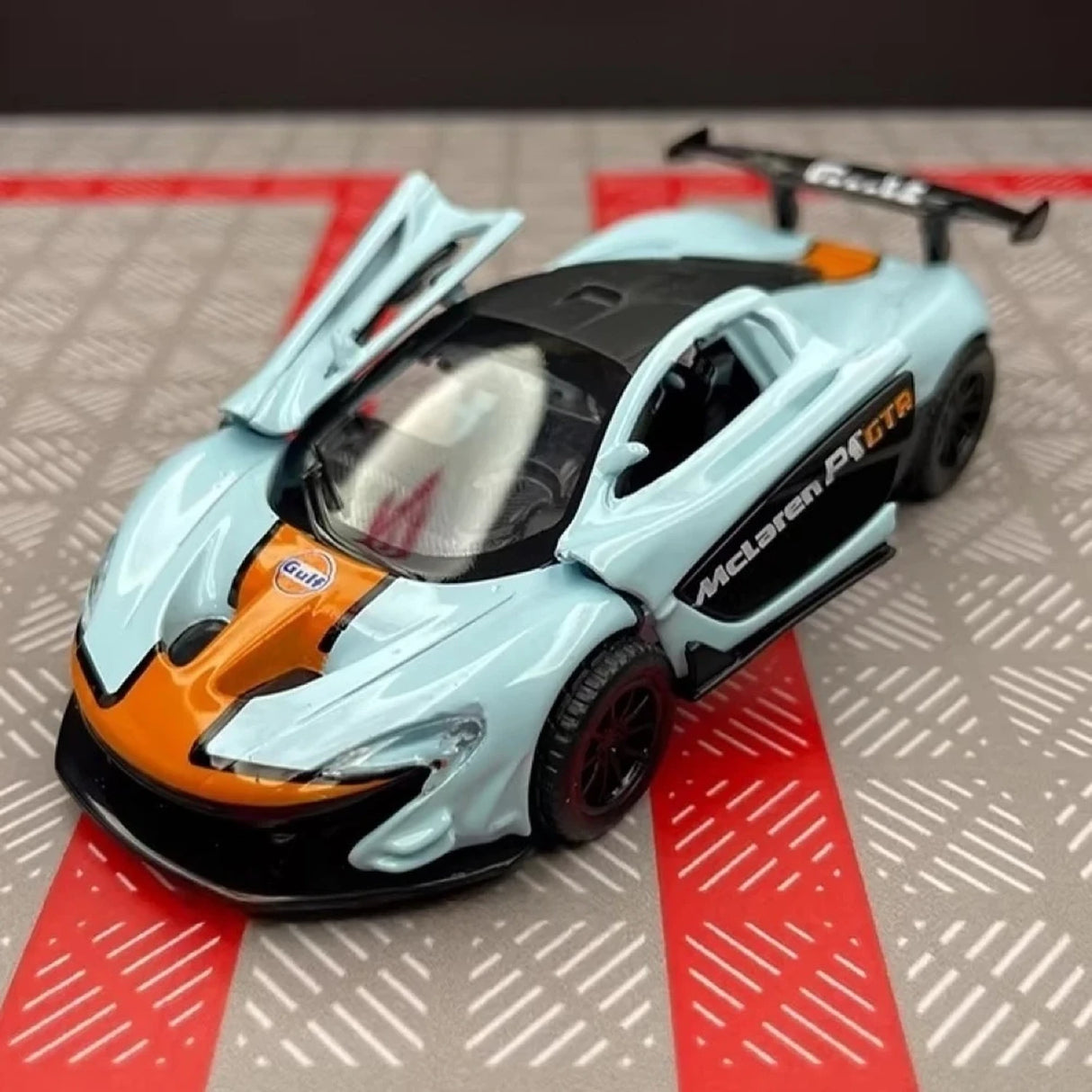 McLaren 2015 P1 GTR Gulf 1:40 – نموذج عرض معدني مصبوب