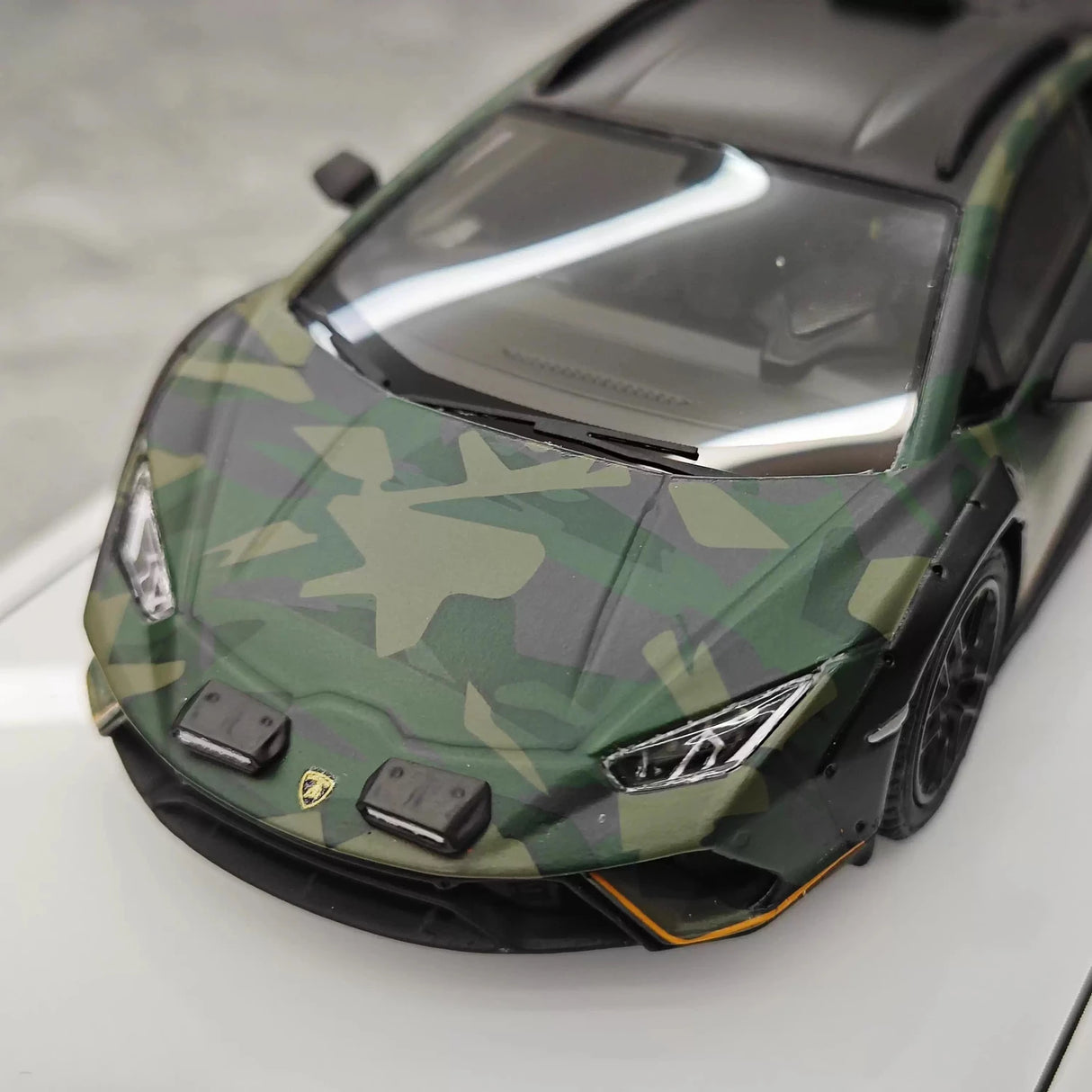 TSM Lamborghini 2023 هوراكان ستراتو الأخضر 1:43 – راتنج نموذجي قابل للجمع