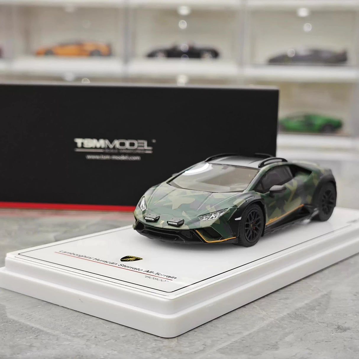 TSM Lamborghini 2023 هوراكان ستراتو الأخضر 1:43 – راتنج نموذجي قابل للجمع