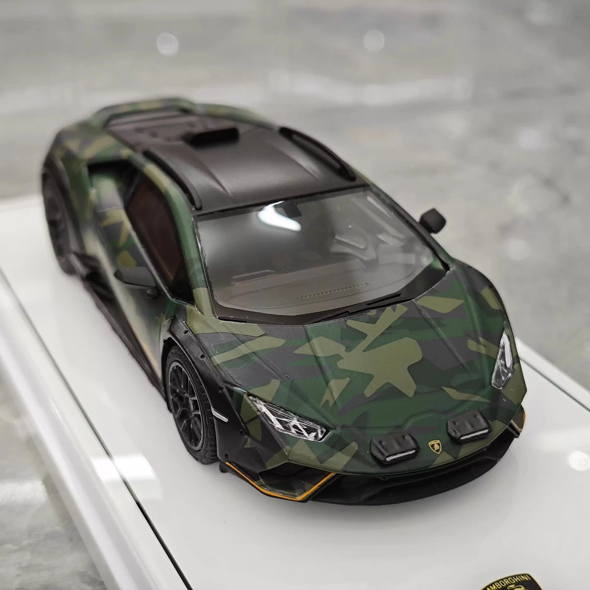TSM Lamborghini 2023 هوراكان ستراتو الأخضر 1:43 – راتنج نموذجي قابل للجمع