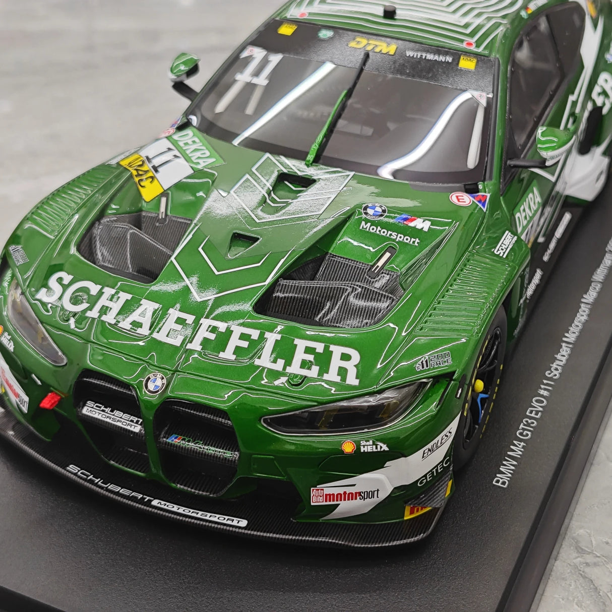BMW 2025 M4 GT3 EVO Schubert Motorsport #11 1:18 DTM Zandvoort Resin-Sammlermodell von Top Speed – Ansicht 11