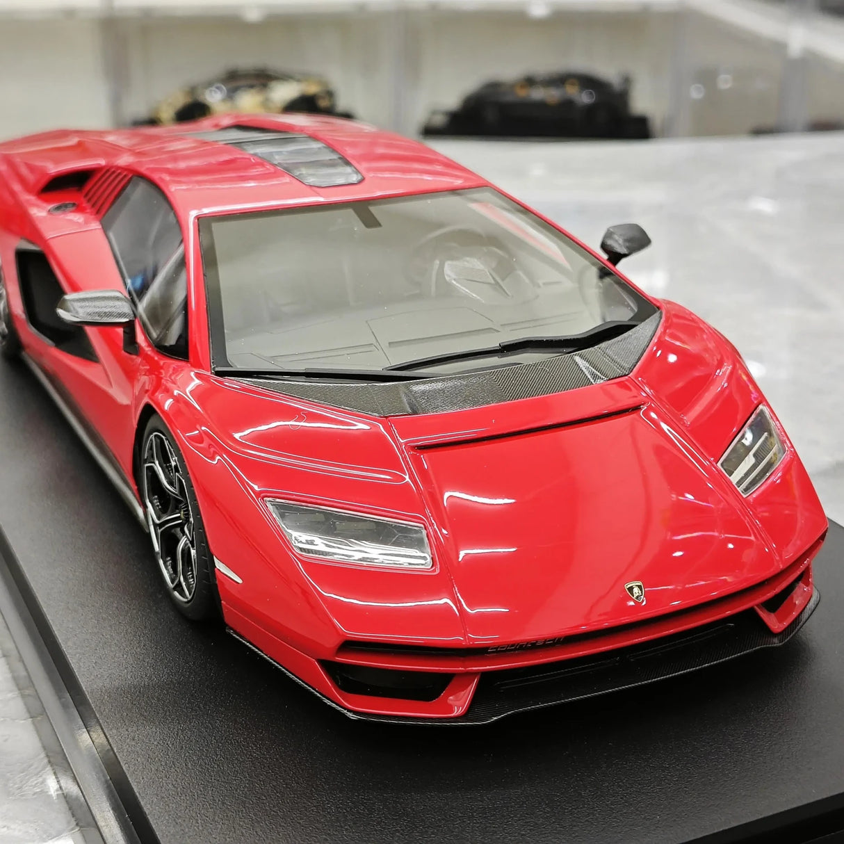 Top Speed Lamborghini 2021 Countach LPI 800-4 Rosso Mars 1:18 – Sammelobjekt-Resin-Modellharz