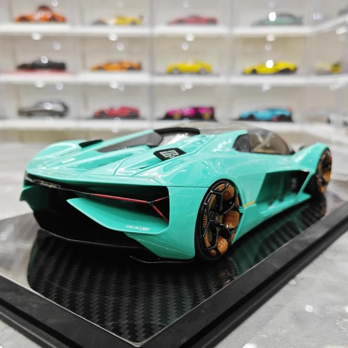 Ultra Unique Lamborghini 2017 Terzo Millennio blauw 1:18 – Collectible resin Model resin