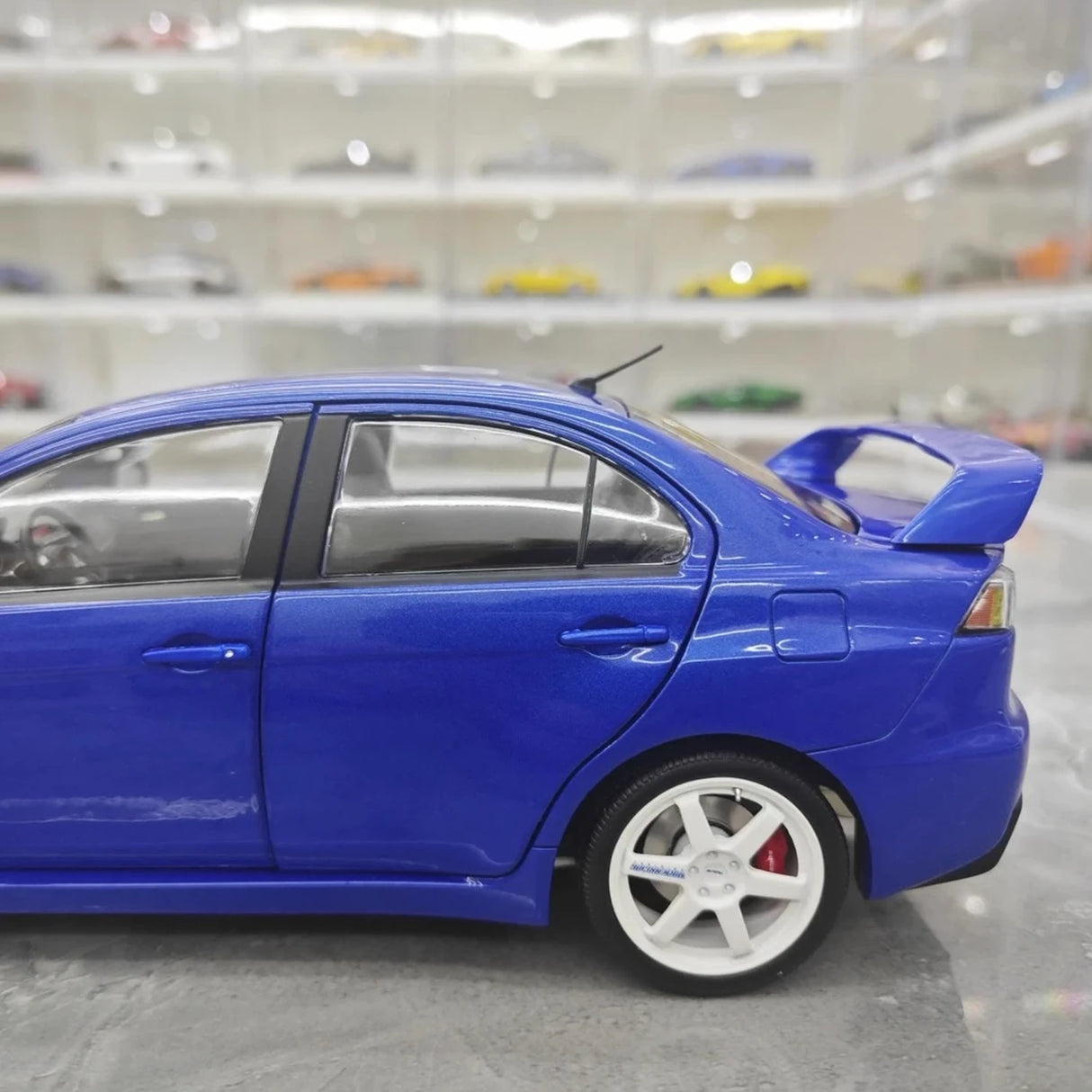 VIAT Mitsubishi 2008 Lancer Evo X Metallic Blue 1:18 – Collectible Diecast Model Die-Cast