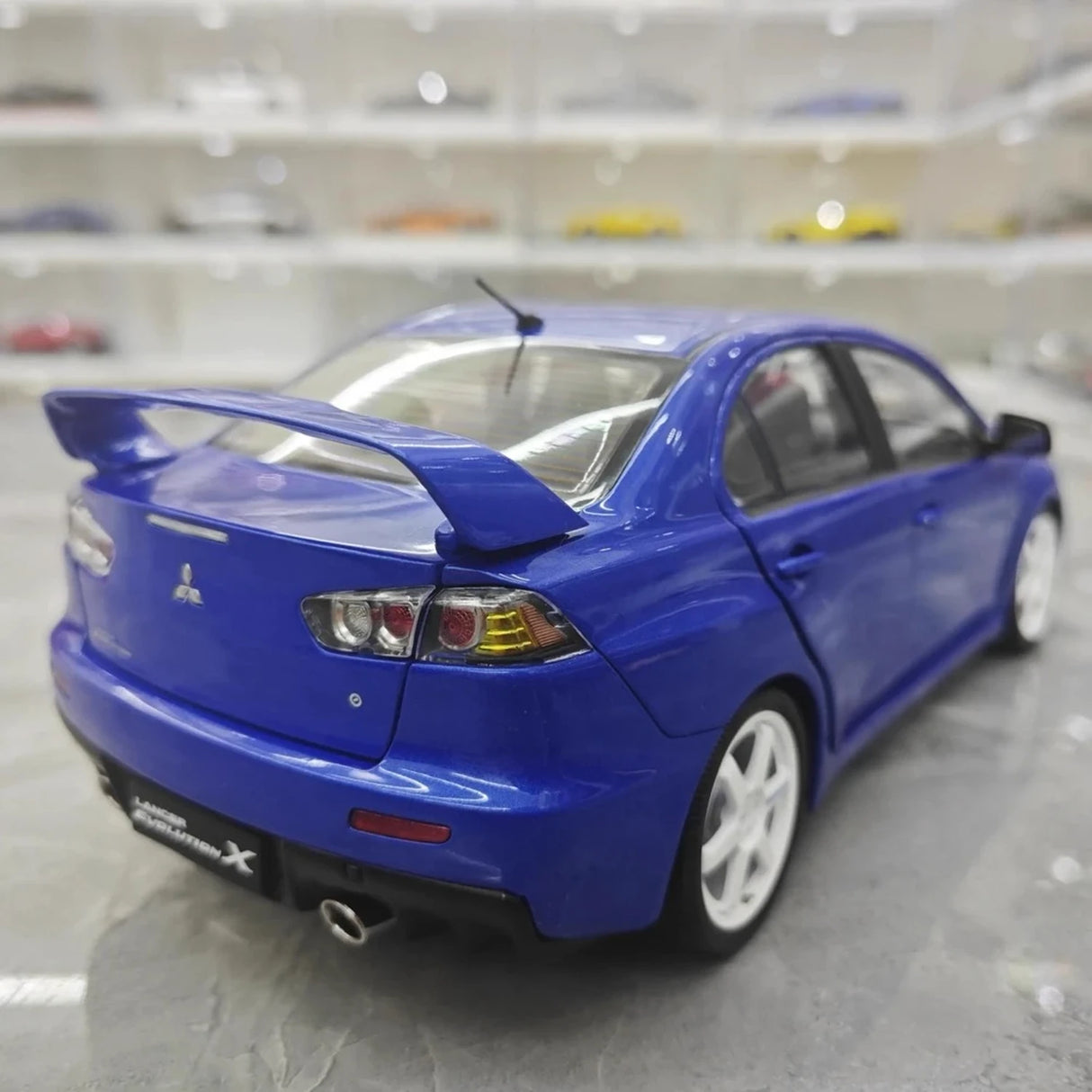 VIAT Mitsubishi 2008 Lancer Evo X Metallic Blue 1:18 – Collectible Diecast Model Die-Cast