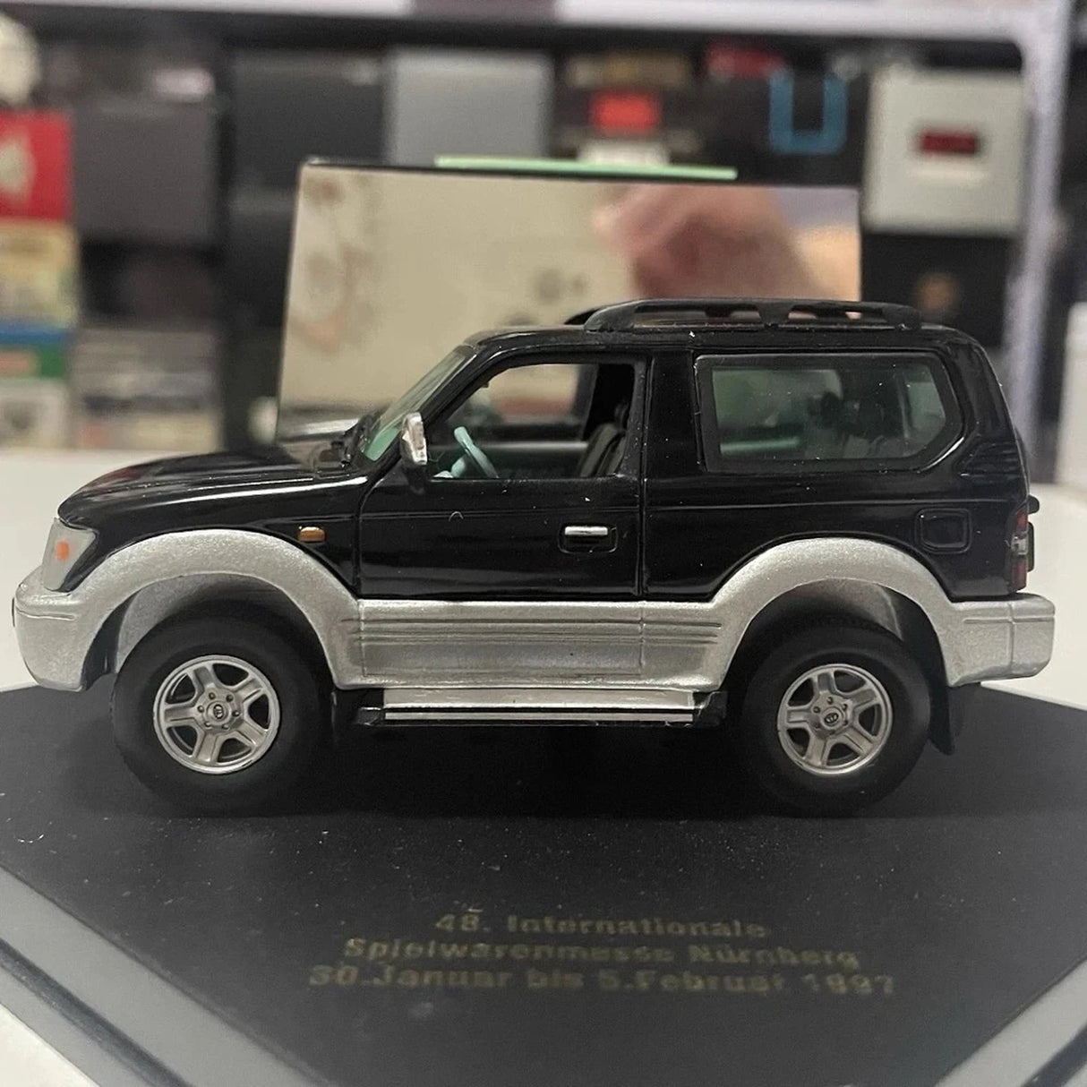 Vitesse Toyota 1996 Land Cruiser Prado J90 Black 1:43 – Collectible Diecast Model Die-Cast