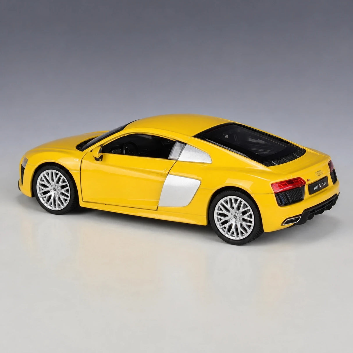 Welly Audi 2016 R8 V10 Yellow 1:24 – Diecast Display Model Die-Cast