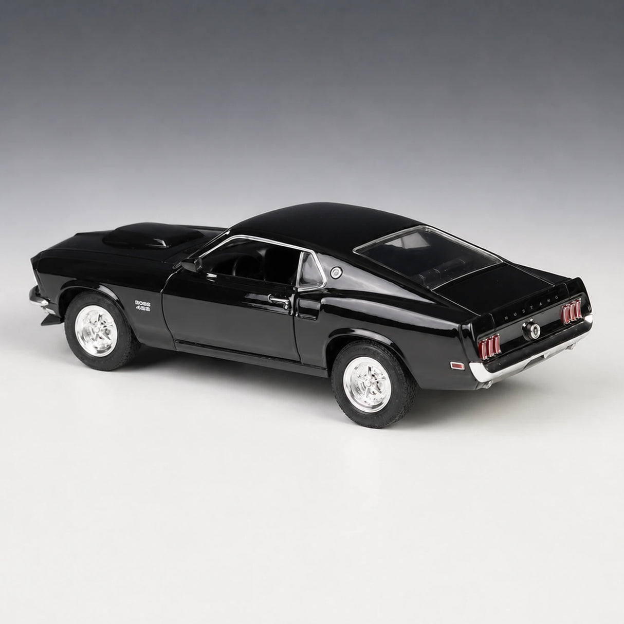 Welly Ford 1969 Mustang Boss 429 أسود 1:24 – نموذج عرض معدني مصبوب
